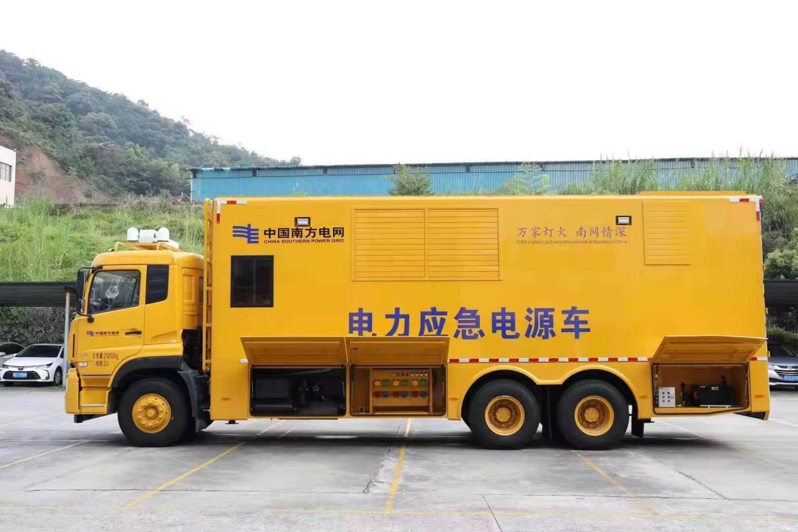 乌鲁木齐安康大型柴油发电机发电车UPS电源出租租赁